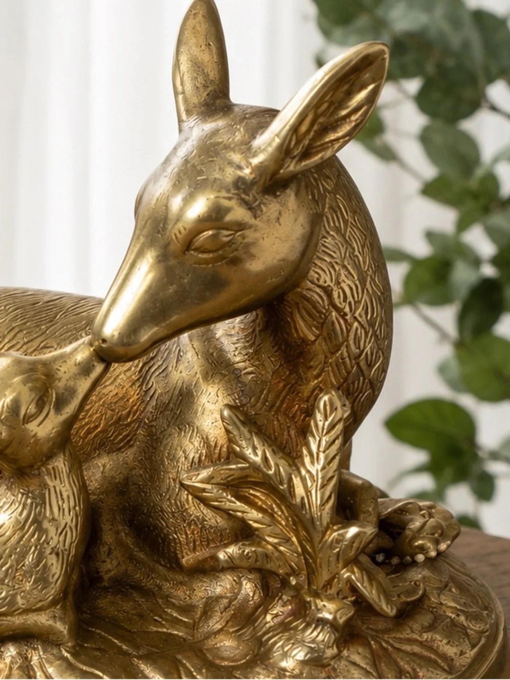 Solid Brass Doe &Fawn Figurine Vintage Woodland Deer Sculpture Heavy Brass Decor - Picture 2 of 5